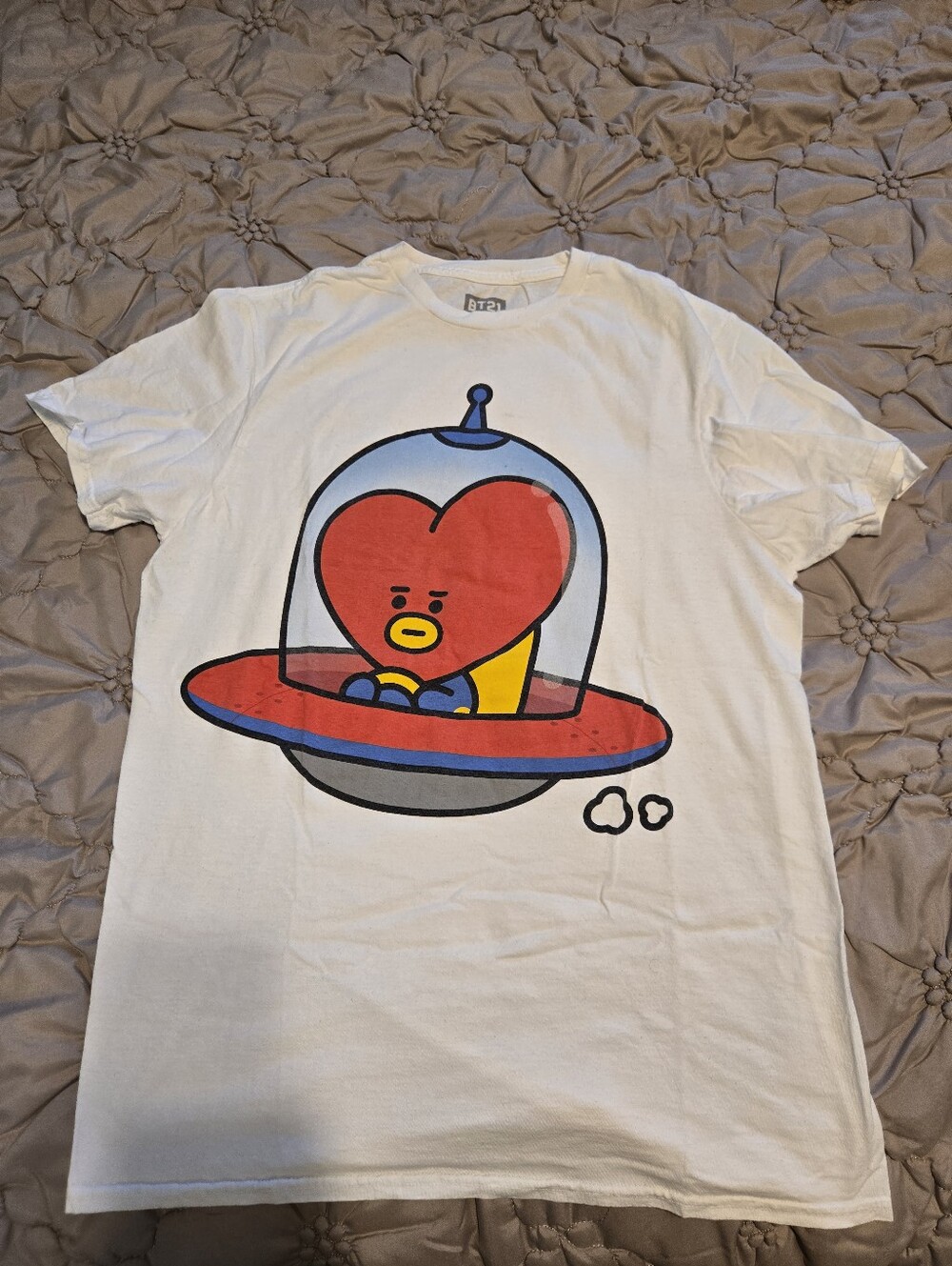 BT21 T-shirt